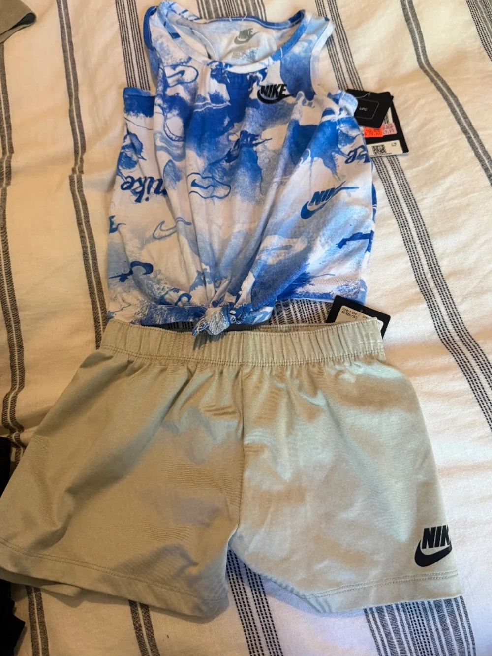 Girls Nike set